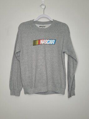Nascar gray pull over crewneck logo front big graphic back size small